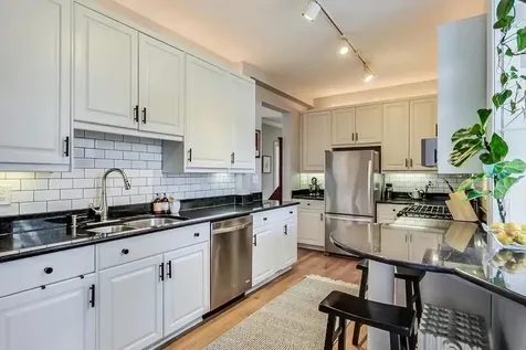 2101 North Hudson Avenue Chicago IL 60614