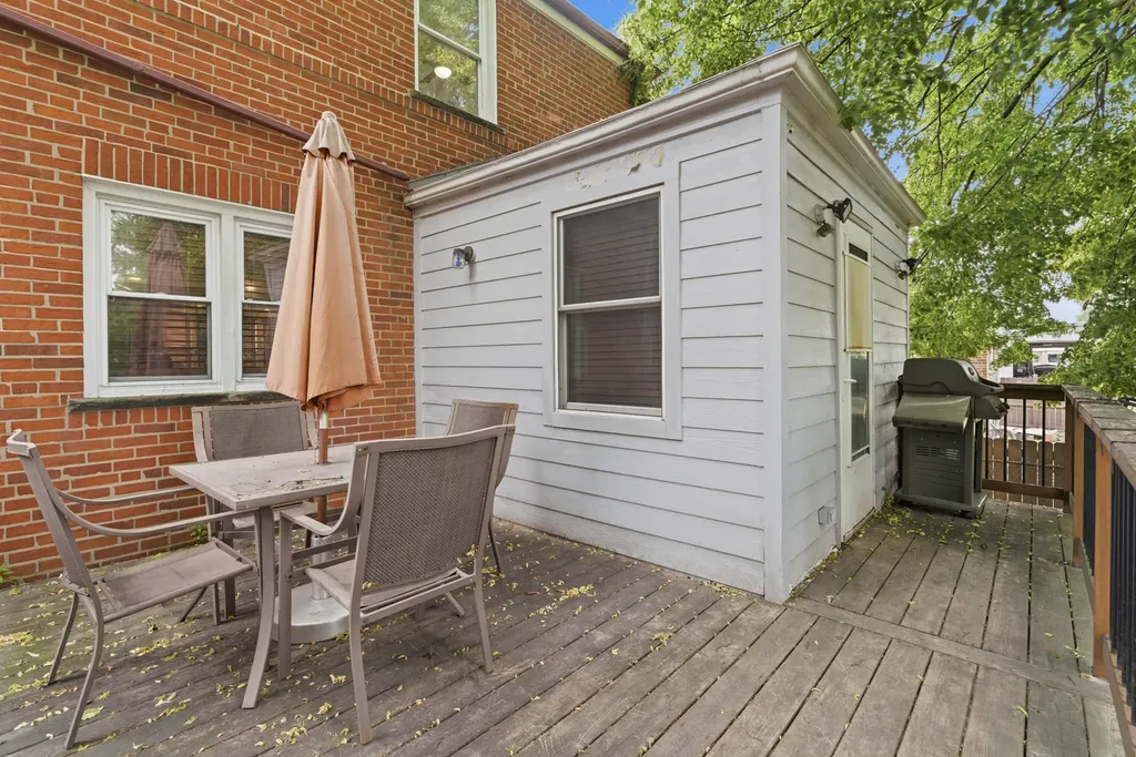 7910 Babb Avenue Skokie IL 60077