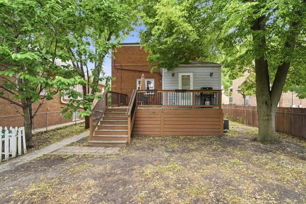 7910 Babb Avenue Skokie IL 60077