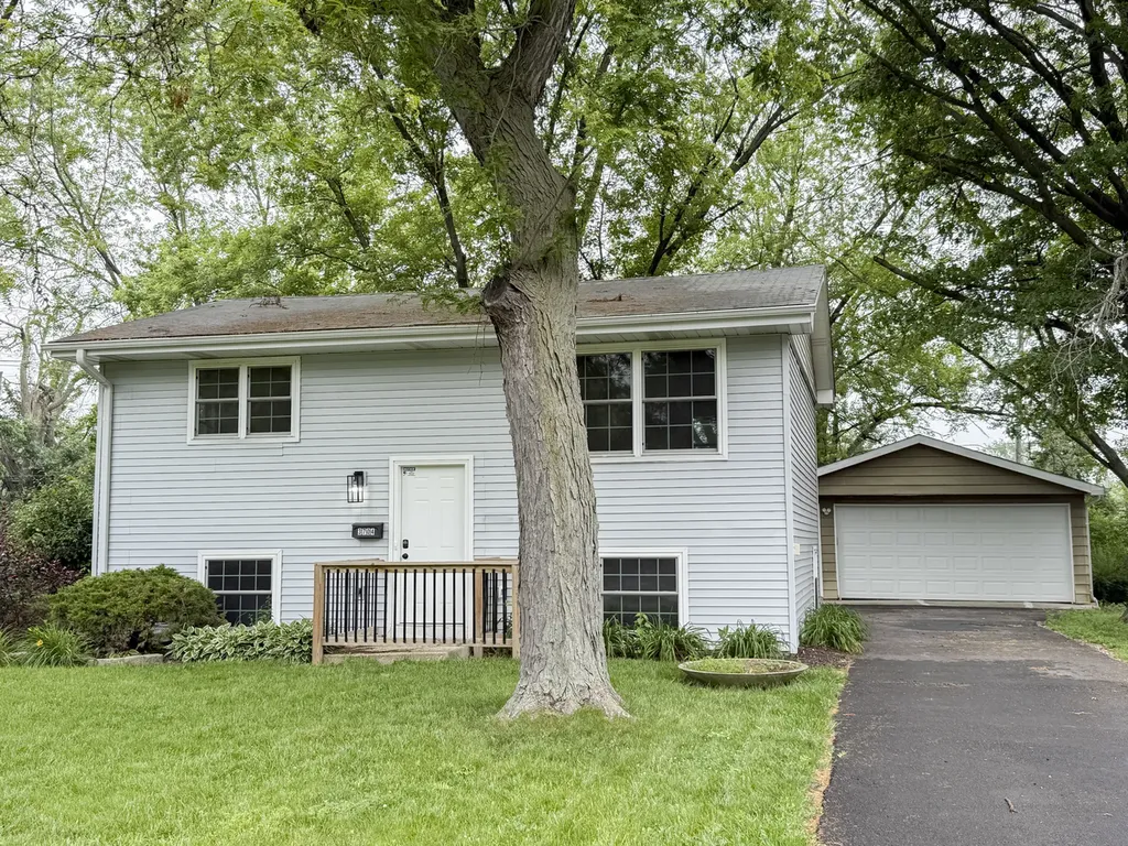 3704 Linden Road Richton Park IL 60471
