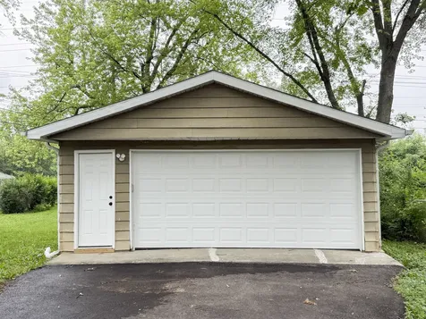 3704 Linden Road Richton Park IL 60471