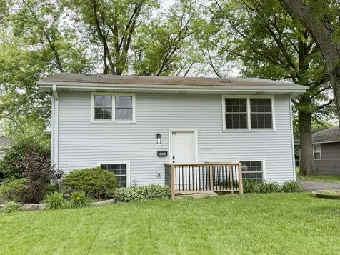 3704 Linden Road Richton Park IL 60471