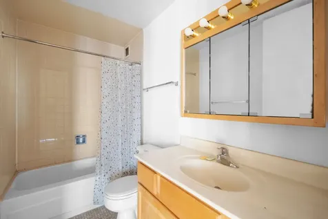 6700 South South Shore Drive Chicago IL 60649