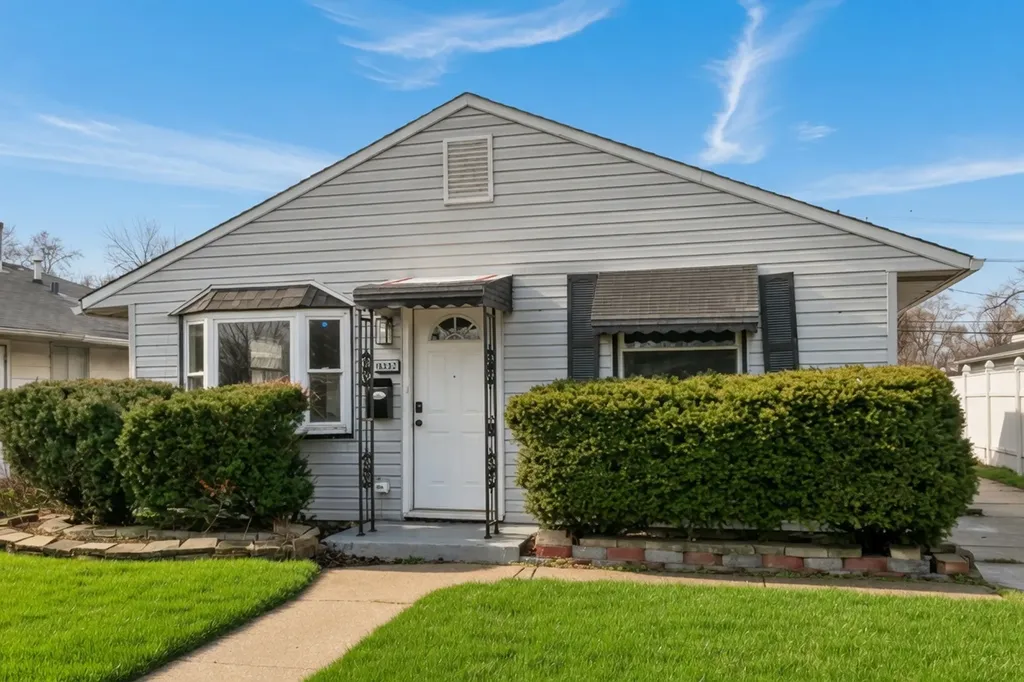 15332 Dante Avenue Dolton IL 60419