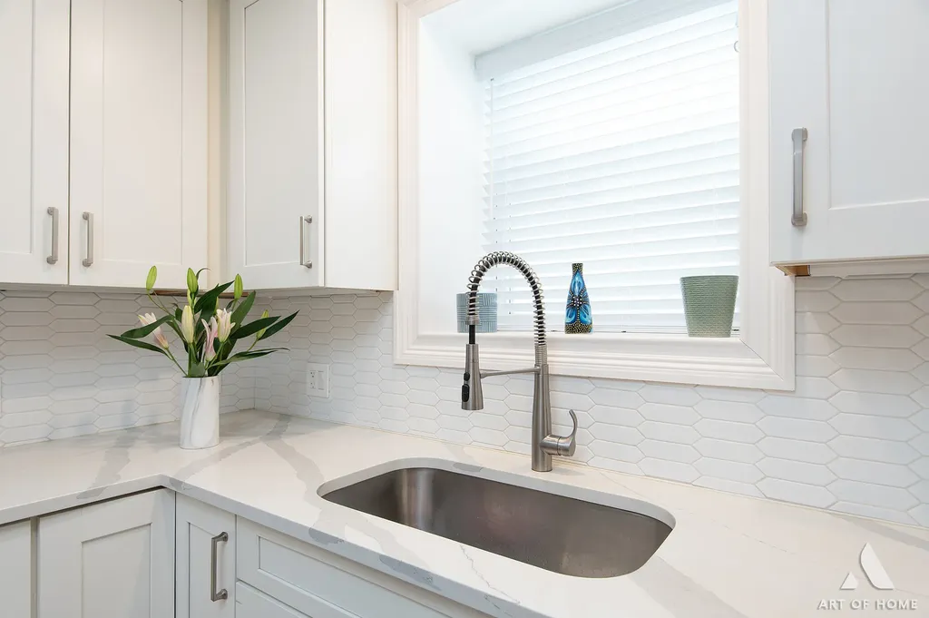 2821 North Springfield Avenue Chicago IL 60618