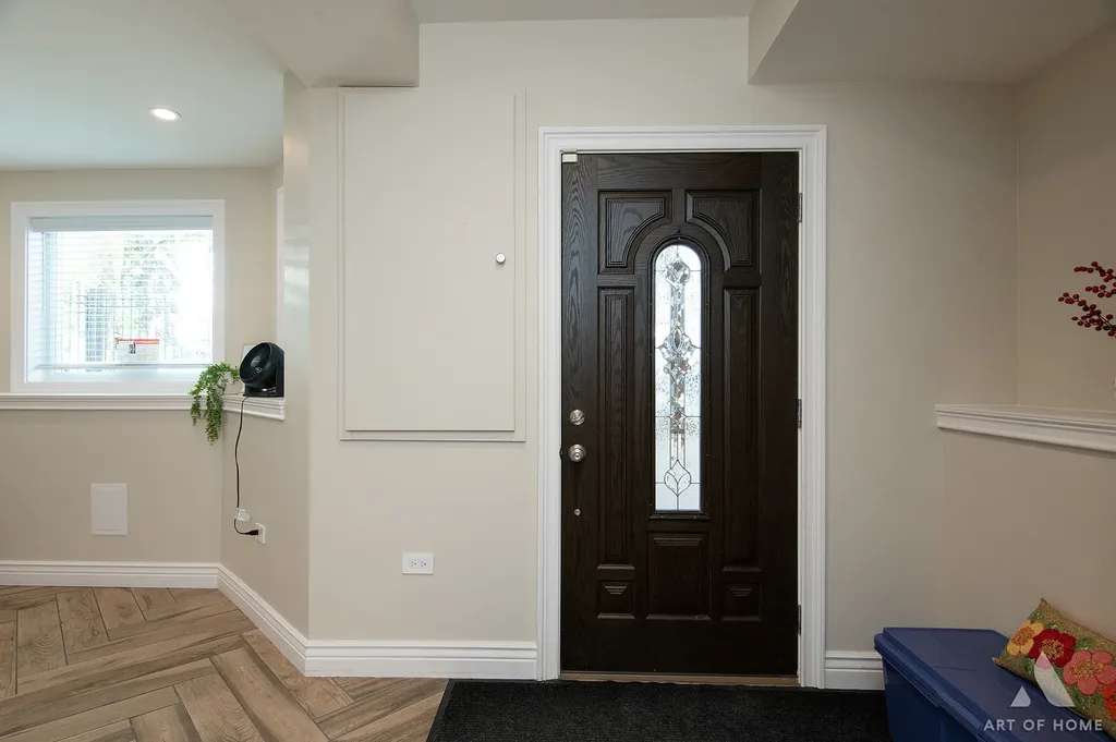 2821 North Springfield Avenue Chicago IL 60618