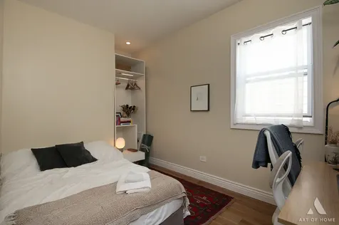 2821 North Springfield Avenue Chicago IL 60618
