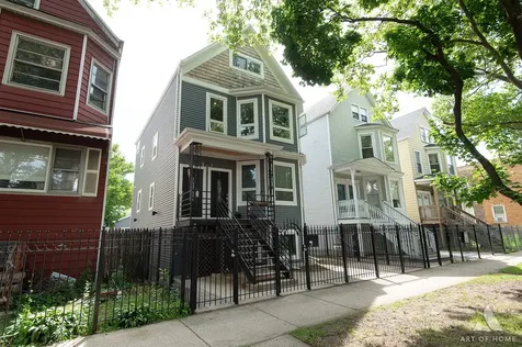 2821 North Springfield Avenue Chicago IL 60618