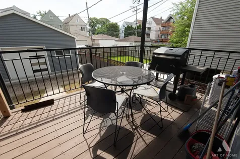 2821 North Springfield Avenue Chicago IL 60618
