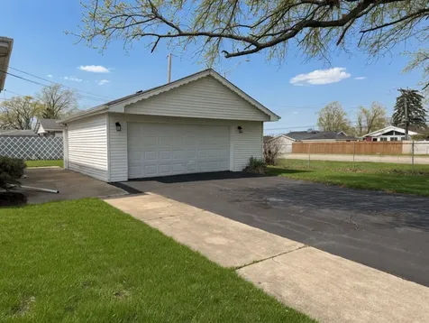 191 Kathleen Lane Chicago Heights IL 60411