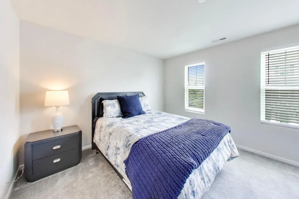 2539 Geranium Way Rolling Meadows IL 60008