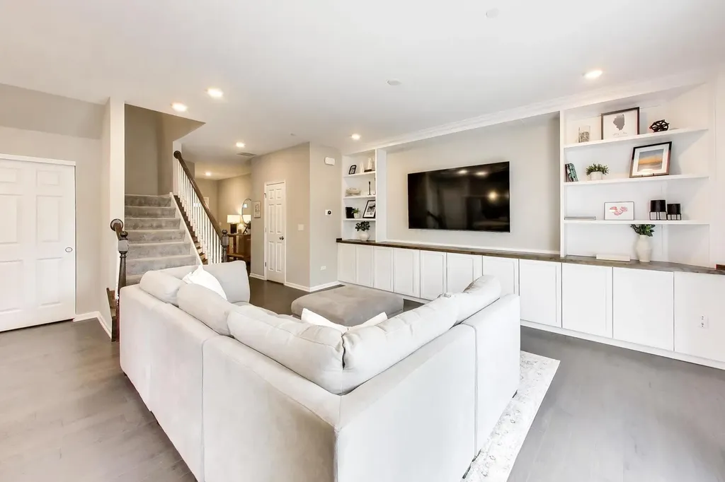2539 Geranium Way Rolling Meadows IL 60008