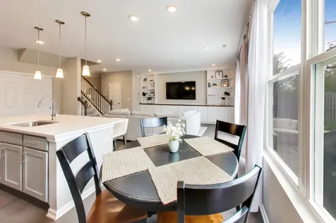 2539 Geranium Way Rolling Meadows IL 60008