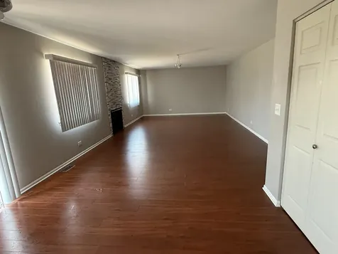 2337 Queensbridge Drive Lynwood IL 60411
