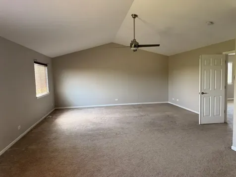 2337 Queensbridge Drive Lynwood IL 60411
