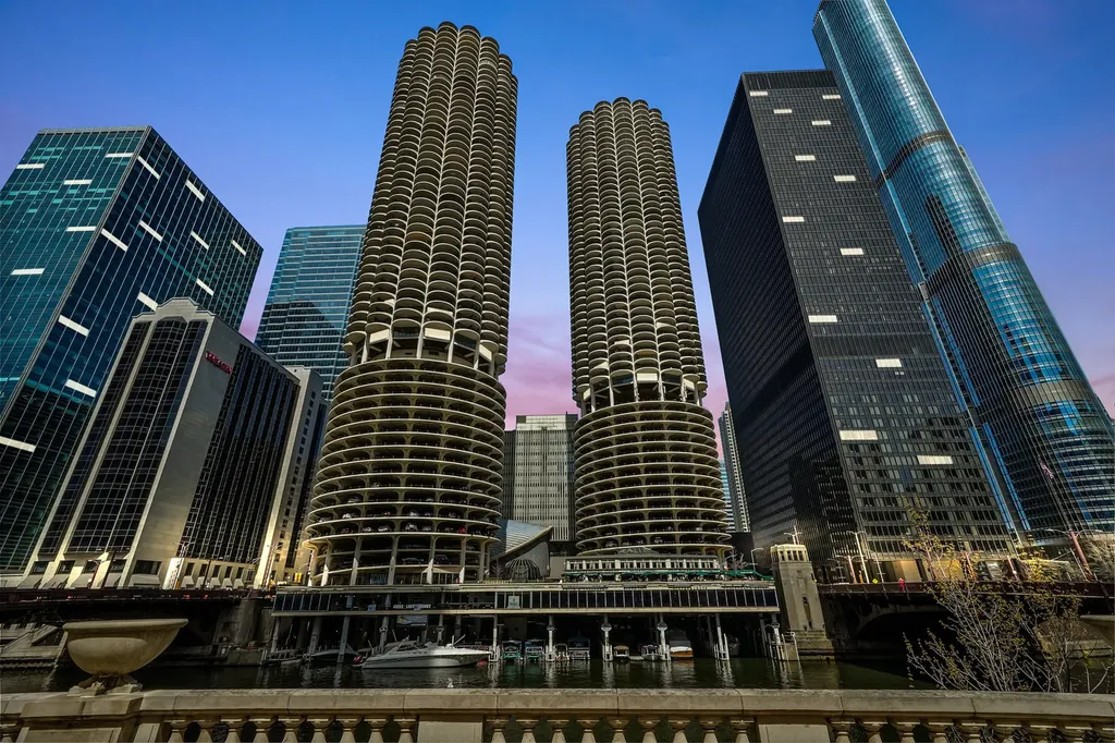 300 North State Street Chicago IL 60654