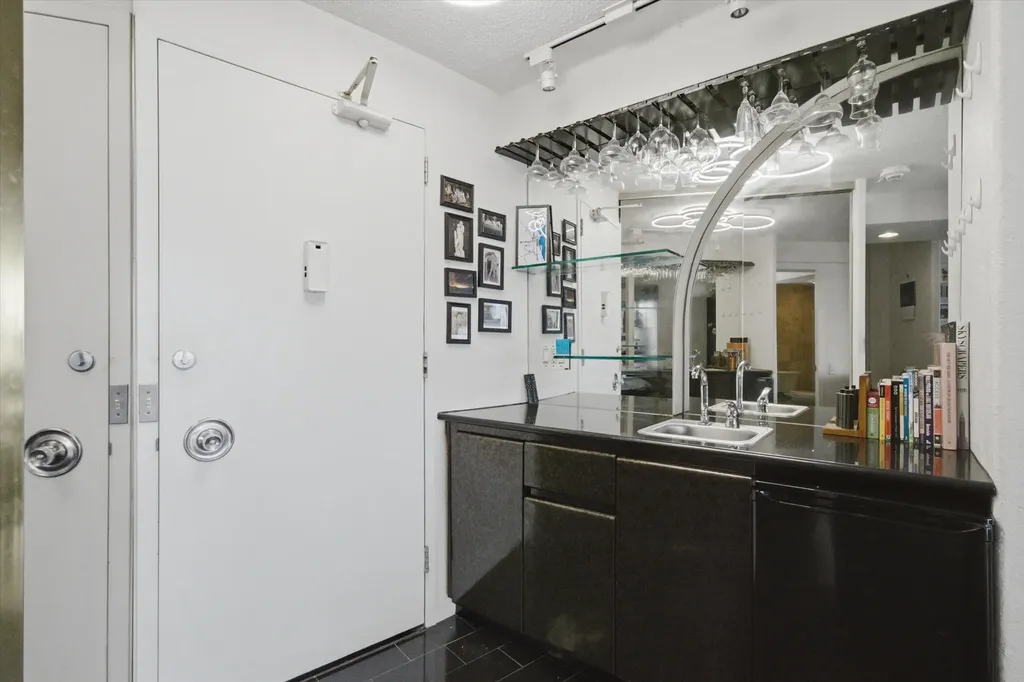 300 North State Street Chicago IL 60654