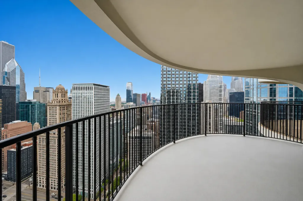300 North State Street Chicago IL 60654