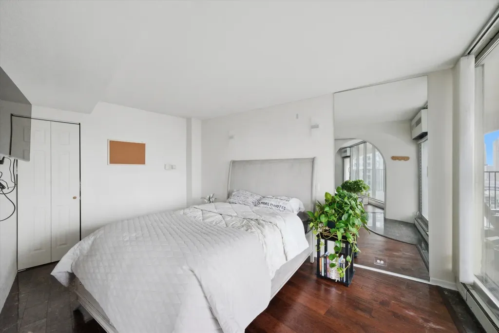300 North State Street Chicago IL 60654