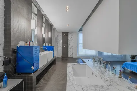 321 South Jefferson Street Chicago IL 60661