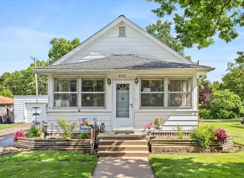 832 East Jefferson Street Morris IL 60450