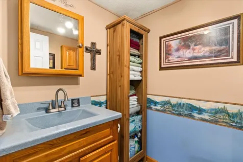 832 East Jefferson Street Morris IL 60450
