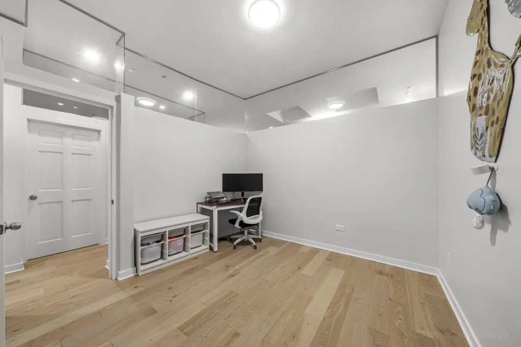 208 West Washington Street Chicago IL 60606