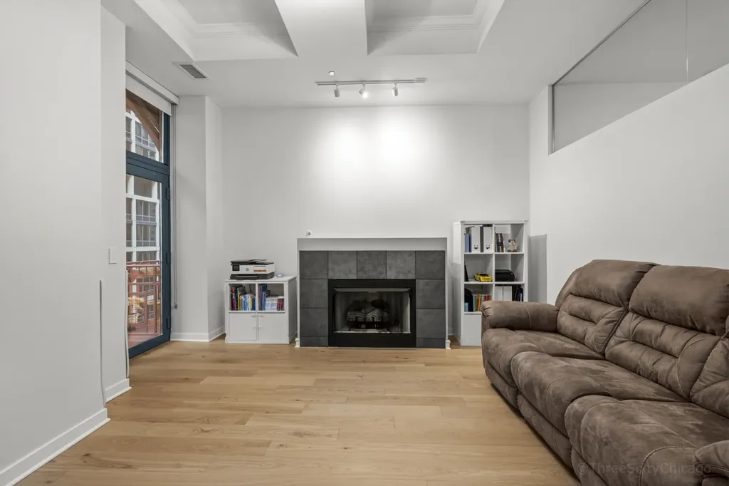 208 West Washington Street Chicago IL 60606