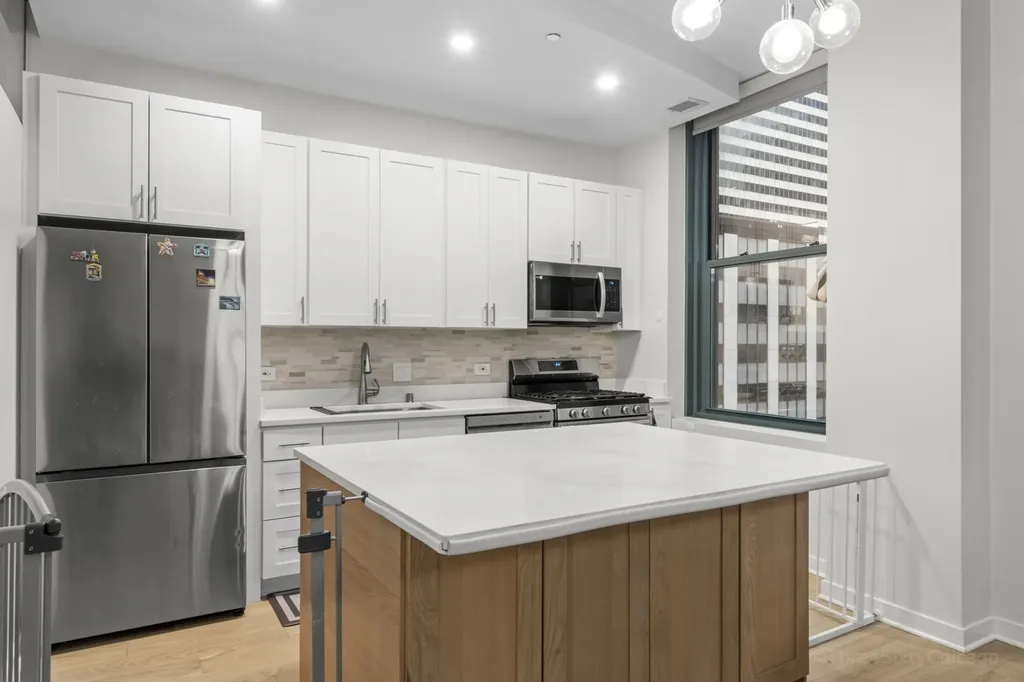 208 West Washington Street Chicago IL 60606