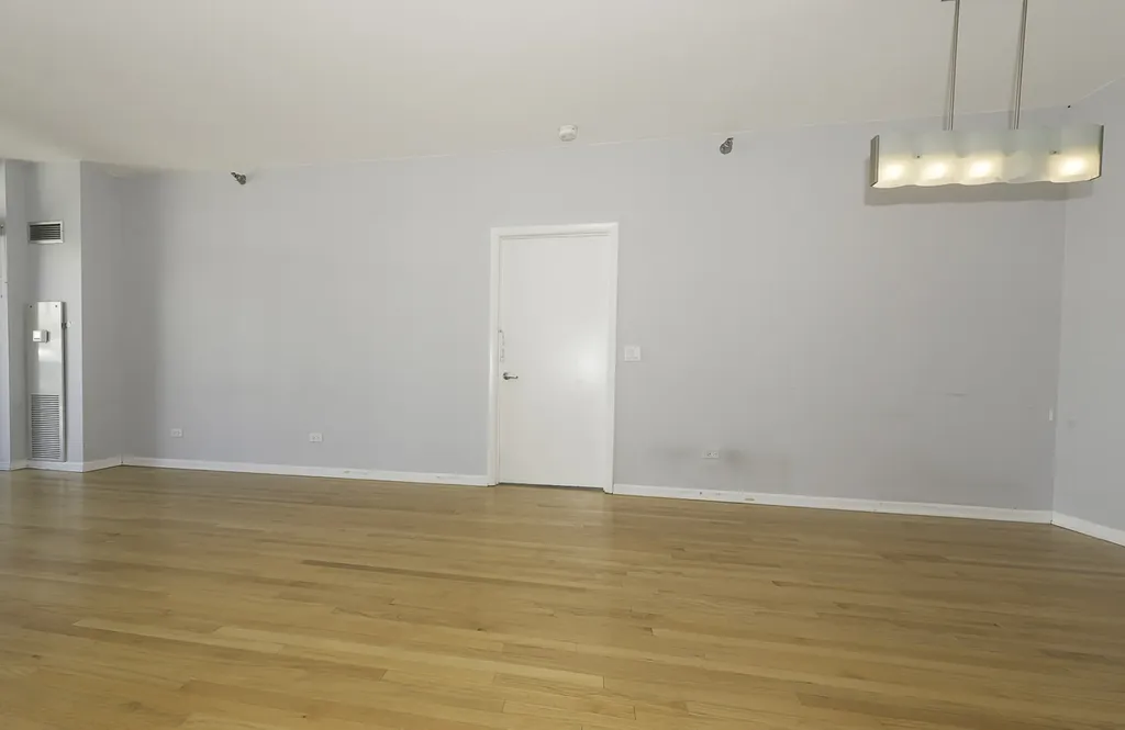 435 West Erie Street Chicago IL 60654