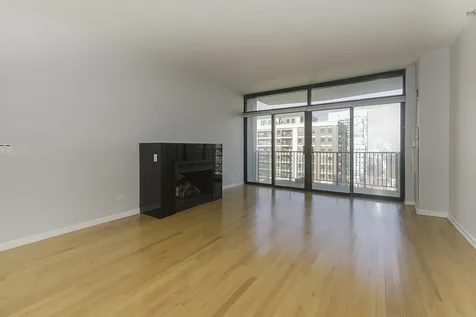 435 West Erie Street Chicago IL 60654