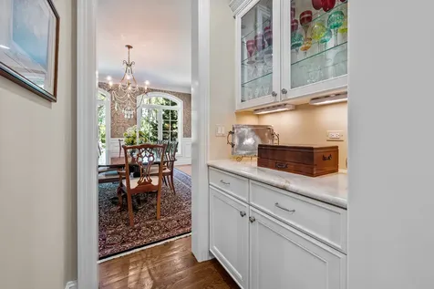 1150 West Keswick Lane W Lake Forest IL 60045