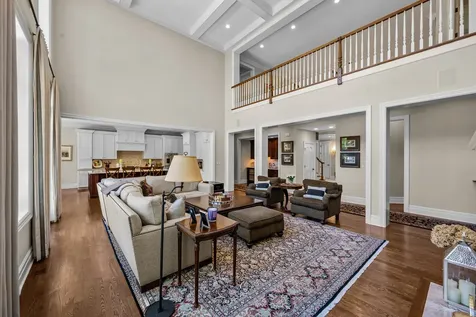 1150 West Keswick Lane W Lake Forest IL 60045