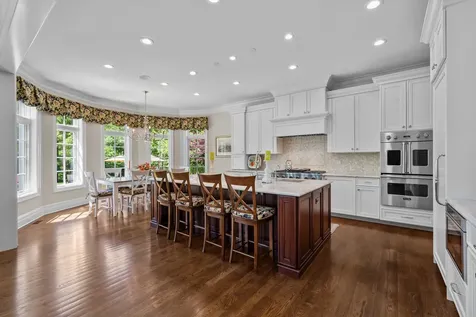 1150 West Keswick Lane W Lake Forest IL 60045