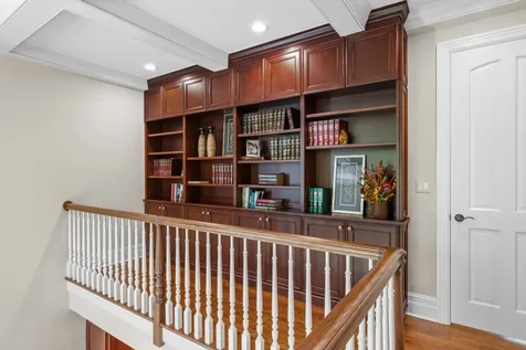 1150 West Keswick Lane W Lake Forest IL 60045