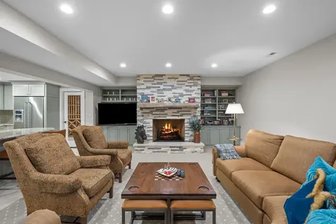 1150 West Keswick Lane W Lake Forest IL 60045