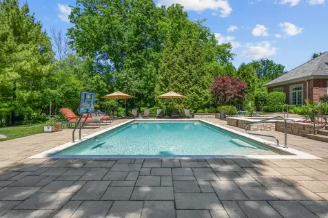 1150 West Keswick Lane W Lake Forest IL 60045
