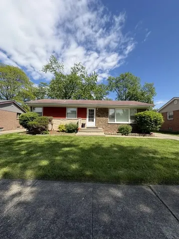 443 Grosvenor Place Chicago Heights IL 60411