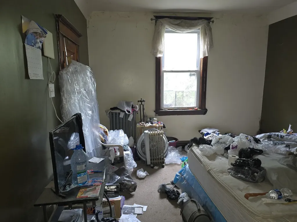 6831 South Emerald Avenue Chicago IL 60621