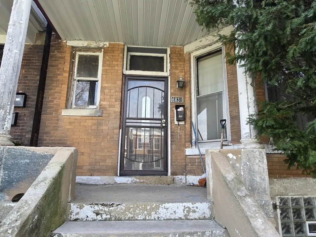 6831 South Emerald Avenue Chicago IL 60621