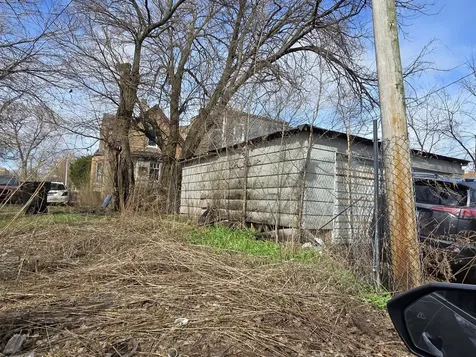 6831 South Emerald Avenue Chicago IL 60621
