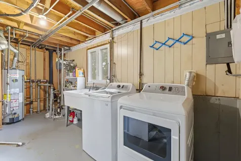 5253 South Moody Avenue Chicago IL 60638