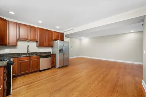 6300 North Rockwell Street Chicago IL 60659