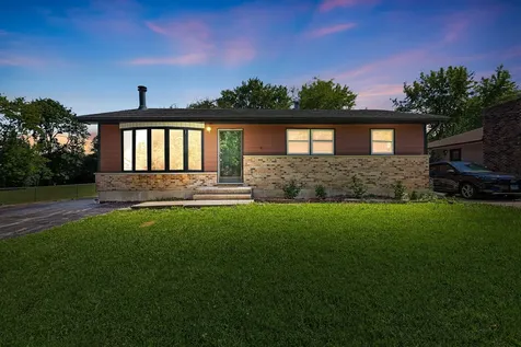 3117 23RD Street Zion IL 60099