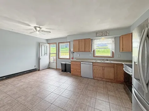 2508 Lundgren Road Pecatonica IL 61063