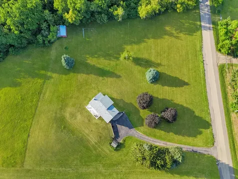 2508 Lundgren Road Pecatonica IL 61063