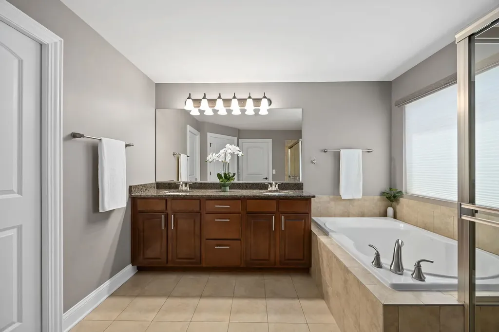 5810 Washington Street Downers Grove IL 60516