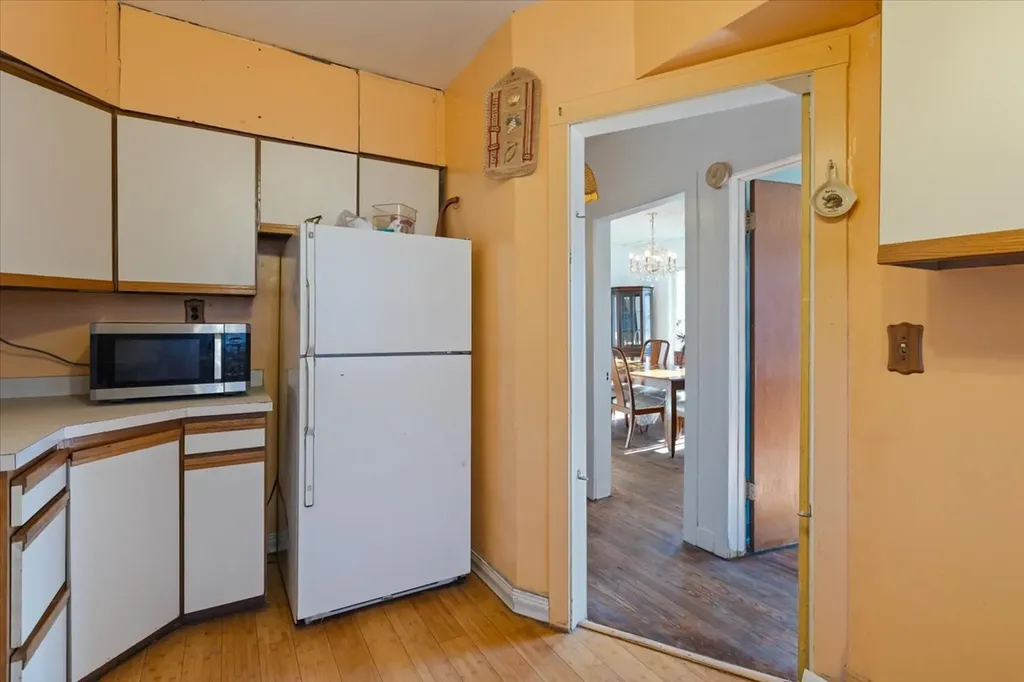 1732 West 106th Street Chicago IL 60643