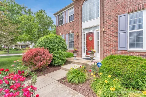 6096 Russell Drive Hoffman Estates IL 60192