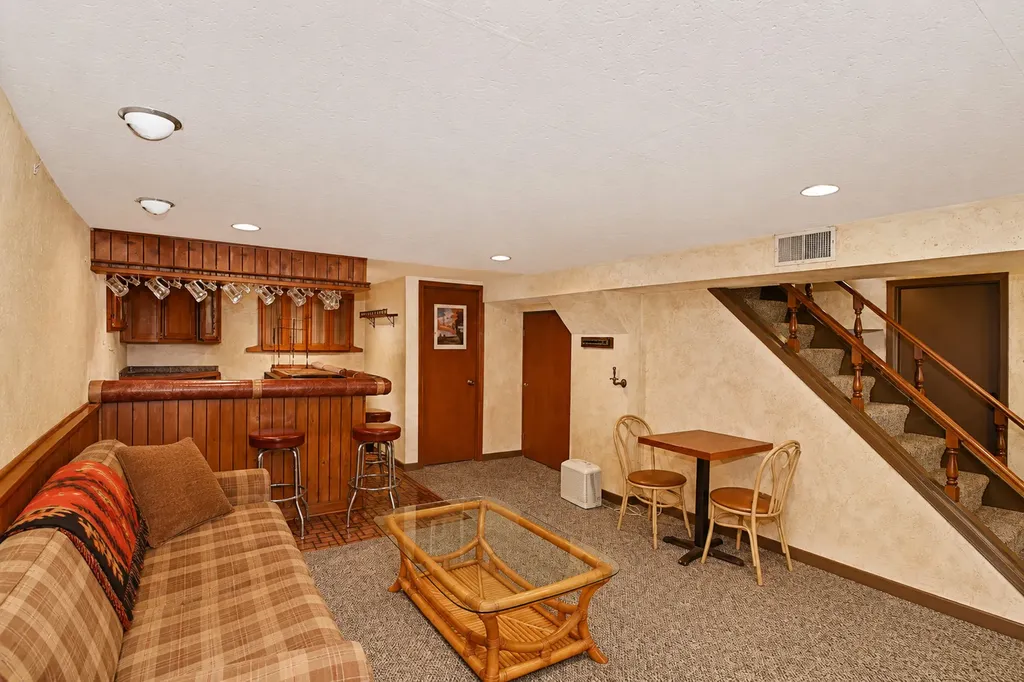 1751 Taft Avenue Rolling Meadows IL 60008